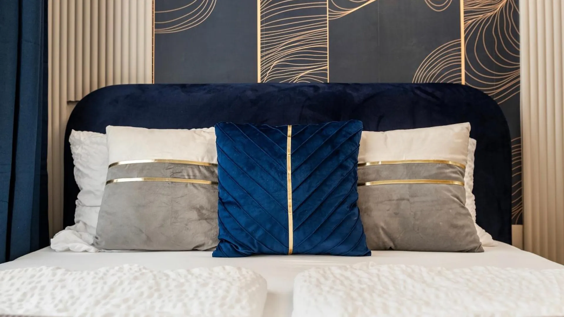 Augarten Apartments I 5 Minutes To Metro, Bus And Train I Wifi I Very Central Vienna 0*,