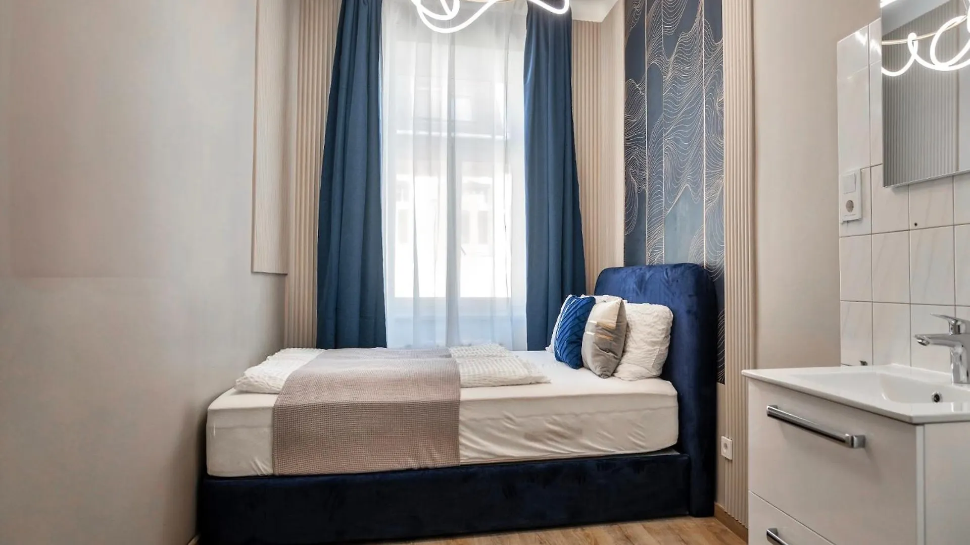 Augarten Apartments I 5 Minutes To Metro, Bus And Train I Wifi I Very Central Vienna