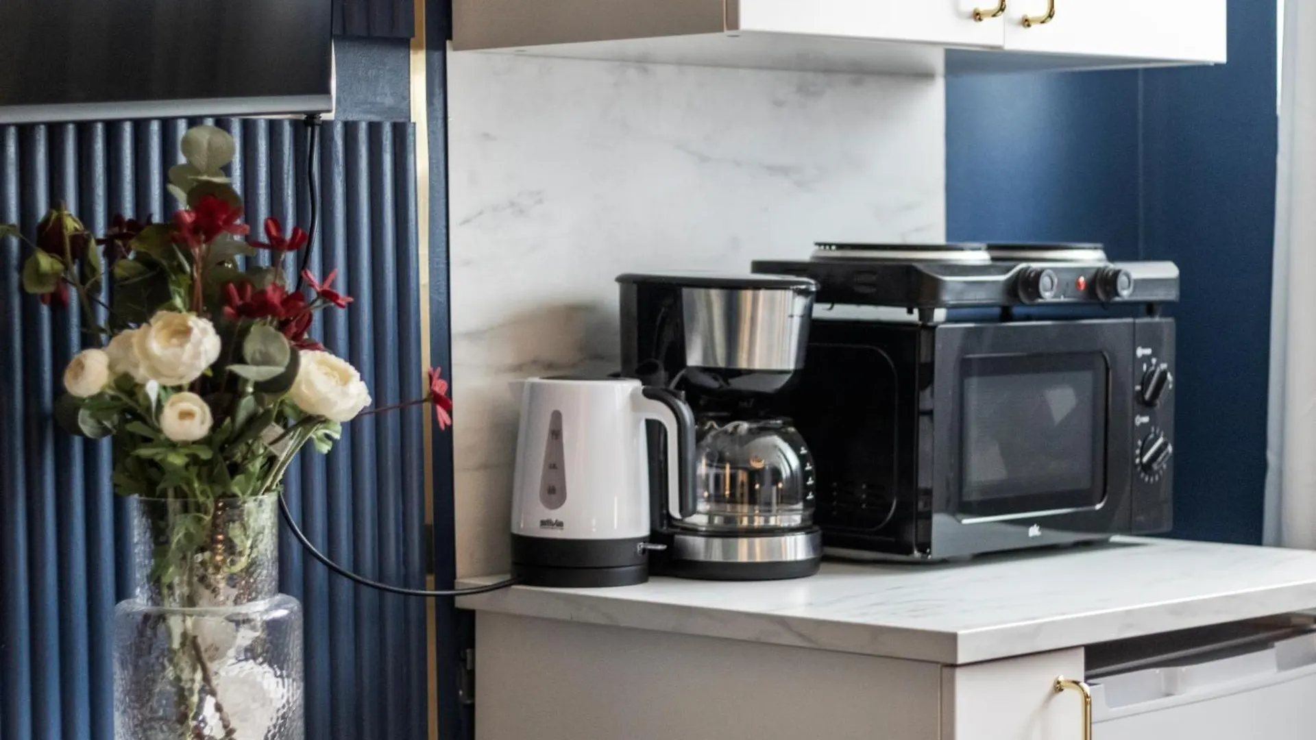Augarten Apartments I 5 Minutes To Metro, Bus And Train I Wifi I Very Central  Vienna