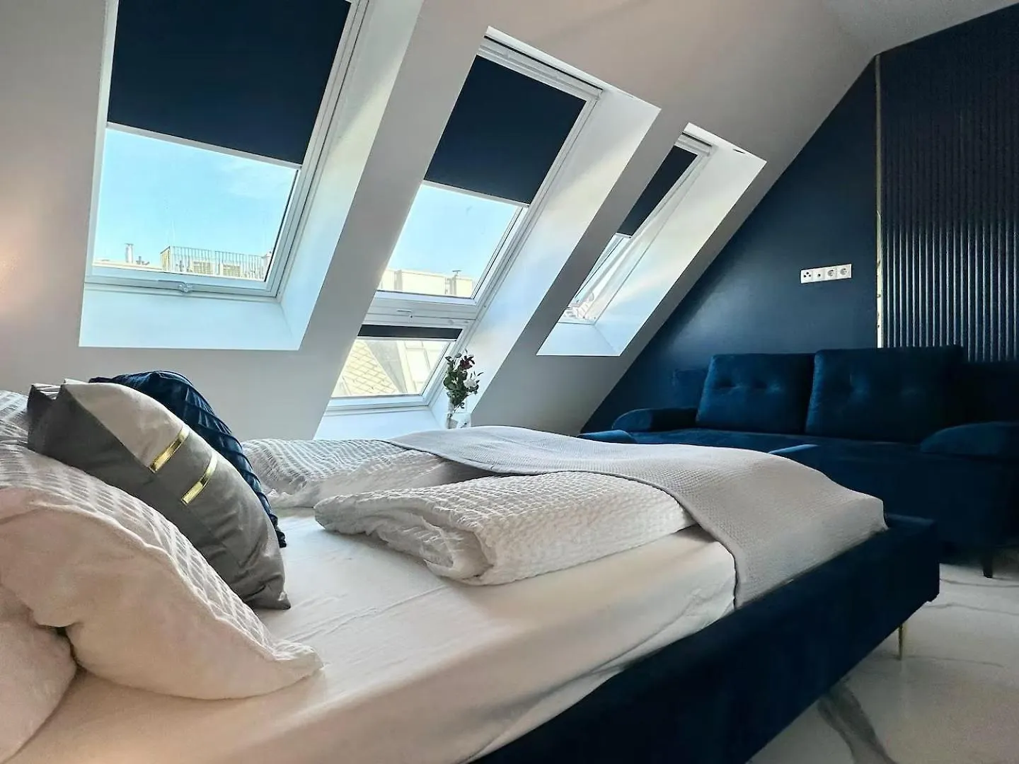 Augarten Apartments I 5 Minutes To Metro, Bus And Train I Wifi I Very Central  Vienna
