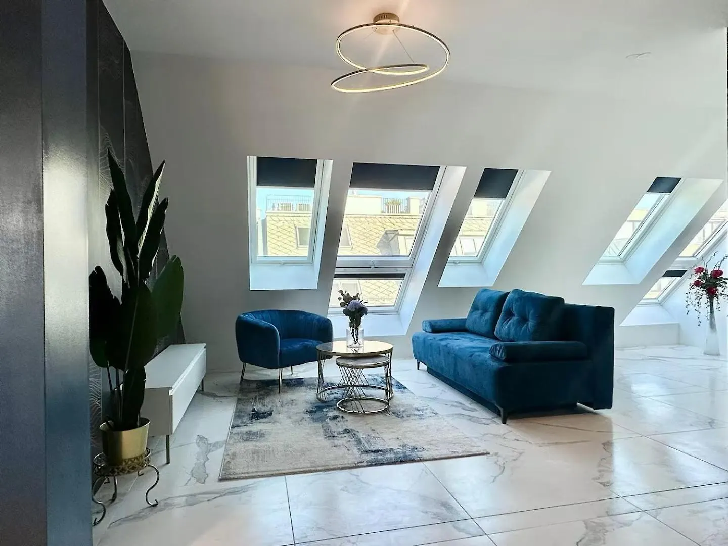 Augarten Apartments I 5 Minutes To Metro, Bus And Train I Wifi I Very Central 0*, Vienna